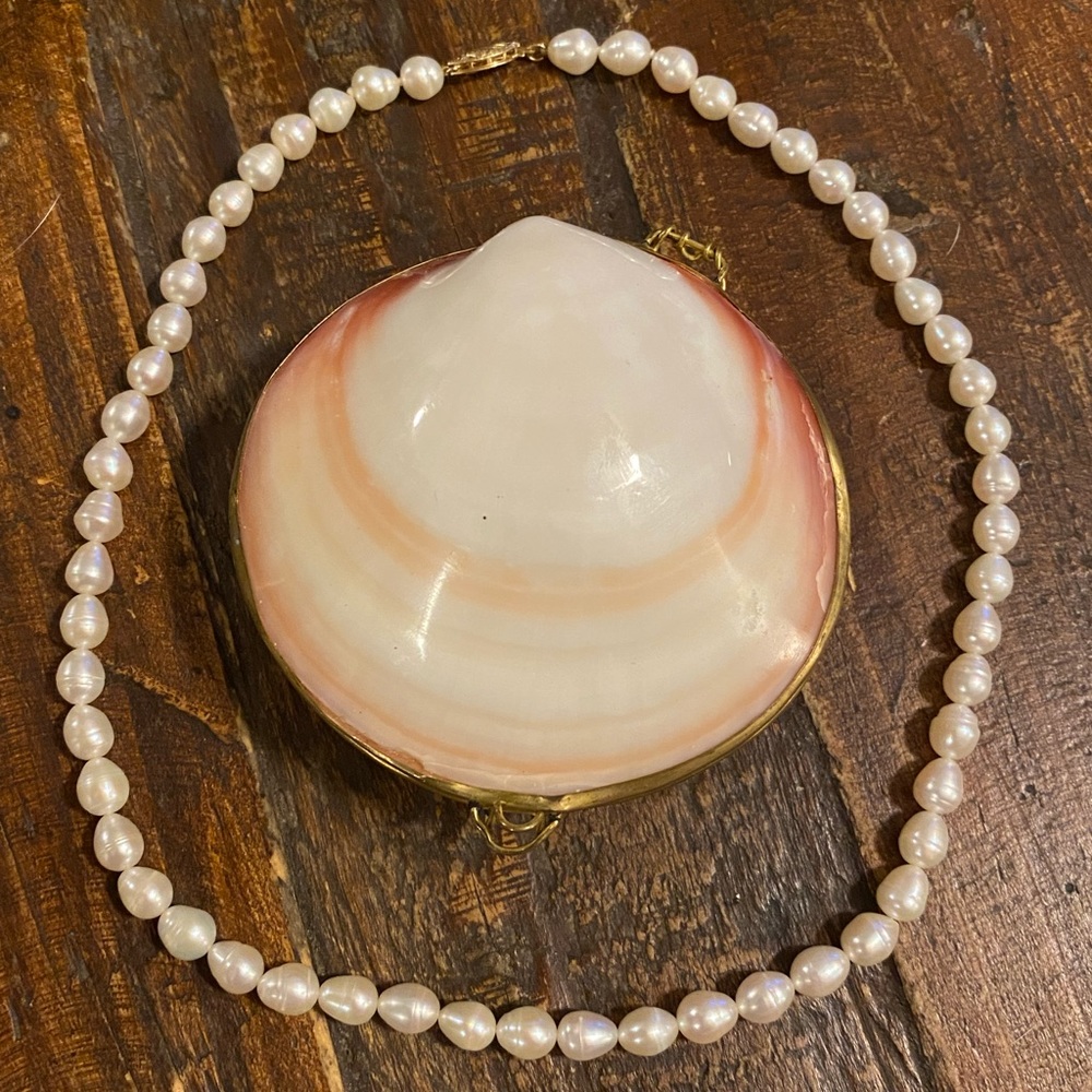 Freshwater Pearl Necklace with Gold Clasp